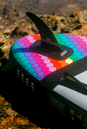 Aquaplanet MAX 10'6″ aufblasbares Paddle-Board-Paket – Regenbogen