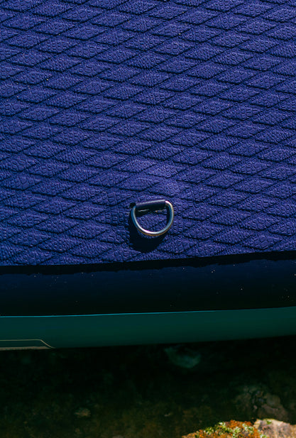 Aquaplanet PACE 10'6″ aufblasbares Paddle-Board-Paket – Blaugrün/Mitternacht