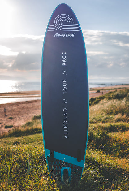 Aquaplanet PACE 10'6″ aufblasbares Paddle-Board-Paket – Blaugrün/Mitternacht