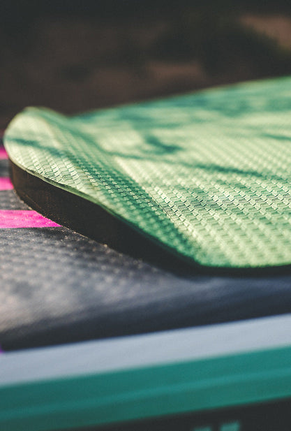 Hurley Advantage Dark Smoke 10'6" aufblasbares Paddle-Board-Paket